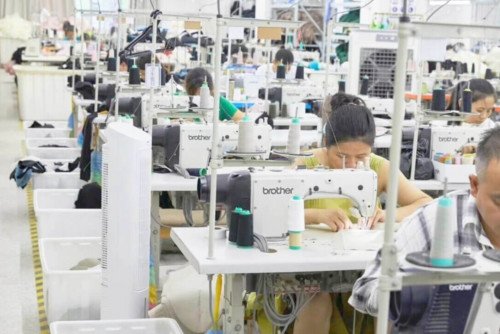 The Benefits of Choosing a Trustworthy OEM Clothing Manufacturer in China