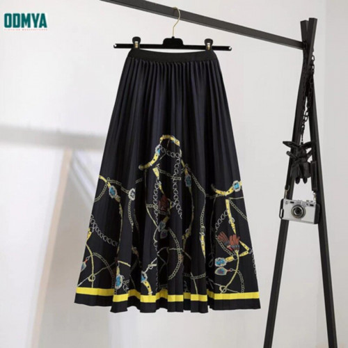 Spring and Autumn New printed pleated long skirt