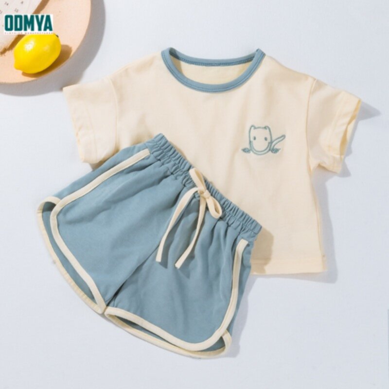 Cute Embroidered Children's Short-Sleeve Sports Suit Supplier