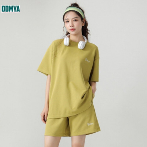 Round neck loose fitting short sleeved fashionable sports two-piece set