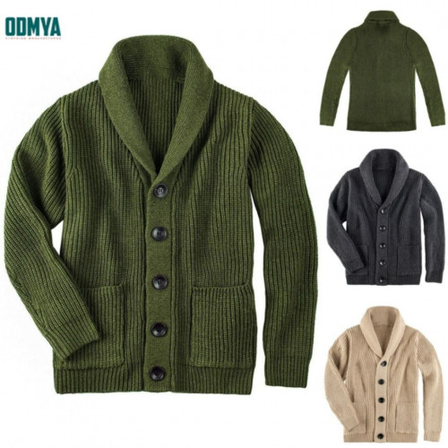 Loose Lapel Knitted Sweater Solid Casual Men′s Knitwear