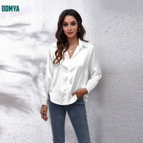 Solid color simulated silk smooth long sleeved shirt