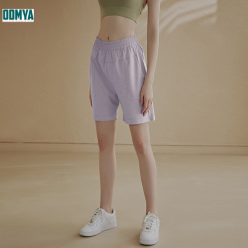 Stretch and loose fitting tight waist sports shorts