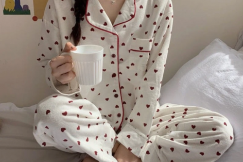 Crafting the Perfect Sleepcoats: ODMYA's Mastery in Sleepwear Manufacturing
