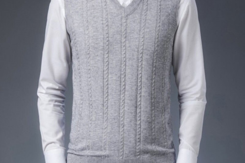 Introducing the Autumn New Men's Fashion Casual V-Neck Knitted Vest