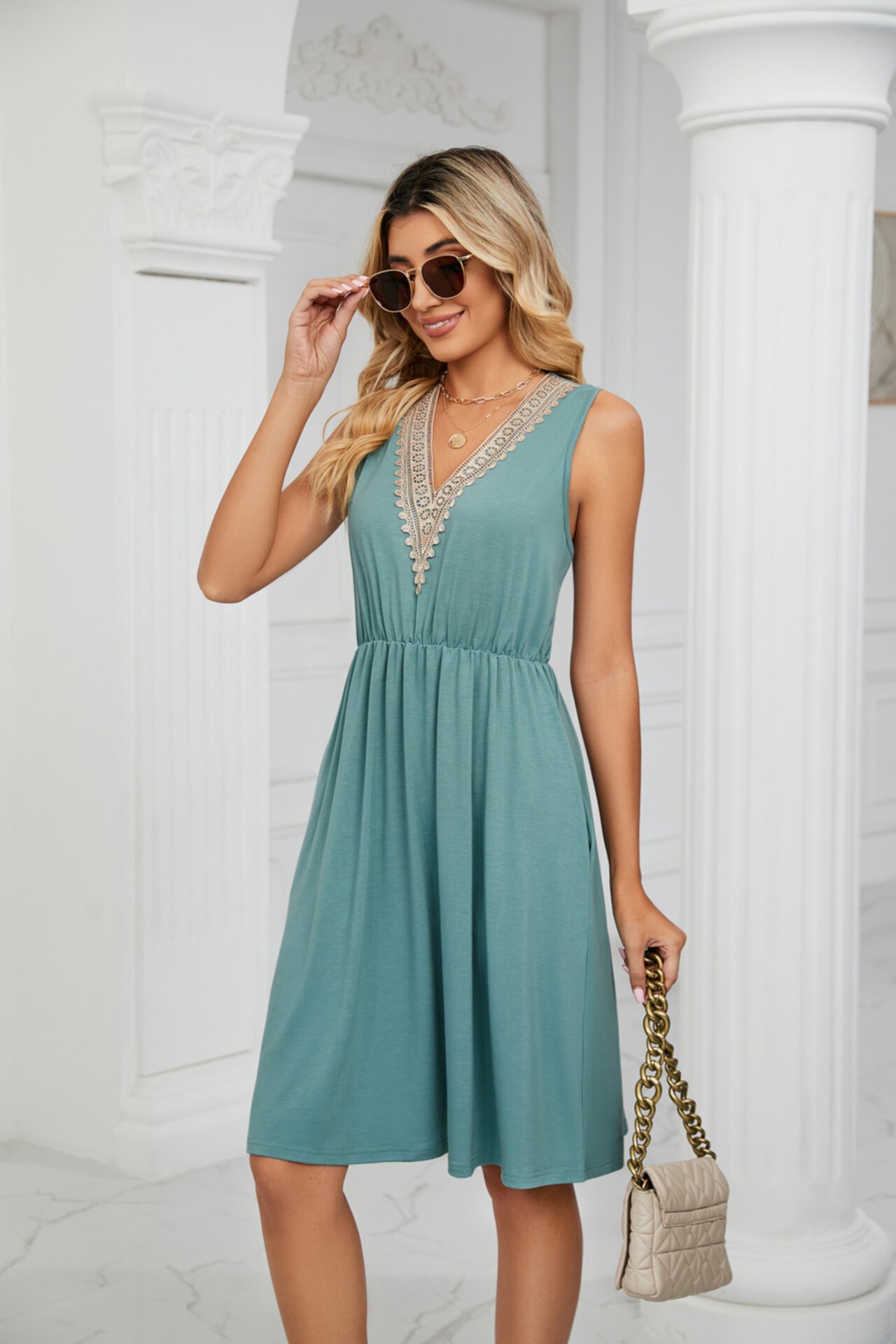 Summer Solid V-Neck Lace Panel Sleeveless Dress
