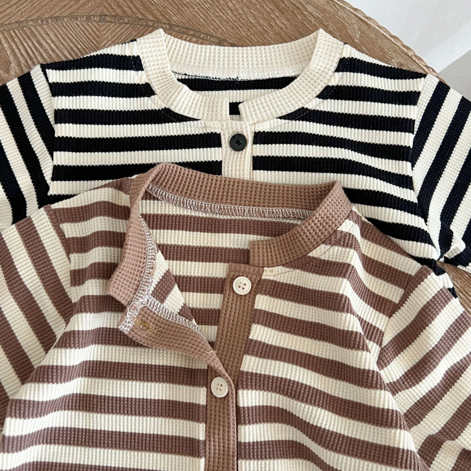 Autumn new striped baby crawling outfits manufacturer