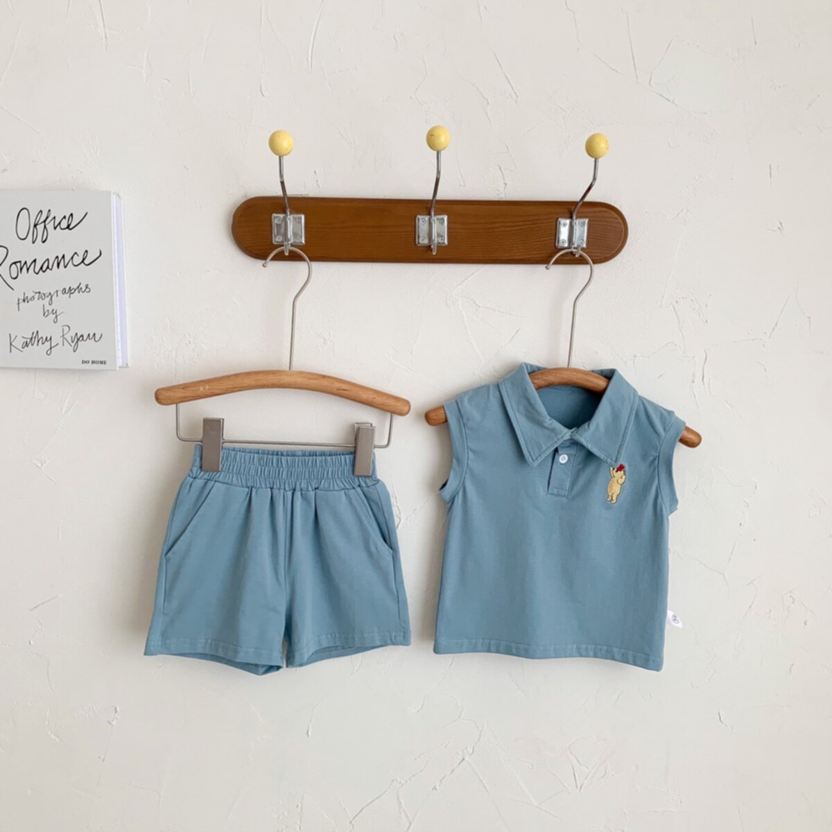 Children's Polo collar vest and shorts sports suit