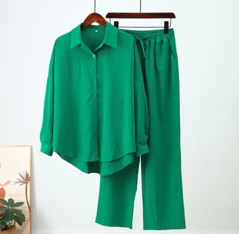 Fashionable new autumn/winter loose fitting shirt and pants set